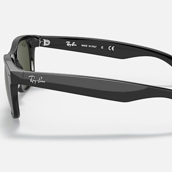 NEW RAY-BAN New Wayfarer Classic – Polished Black Frame, G-15 Green Lenses (NWT) - Picture 2 of 2